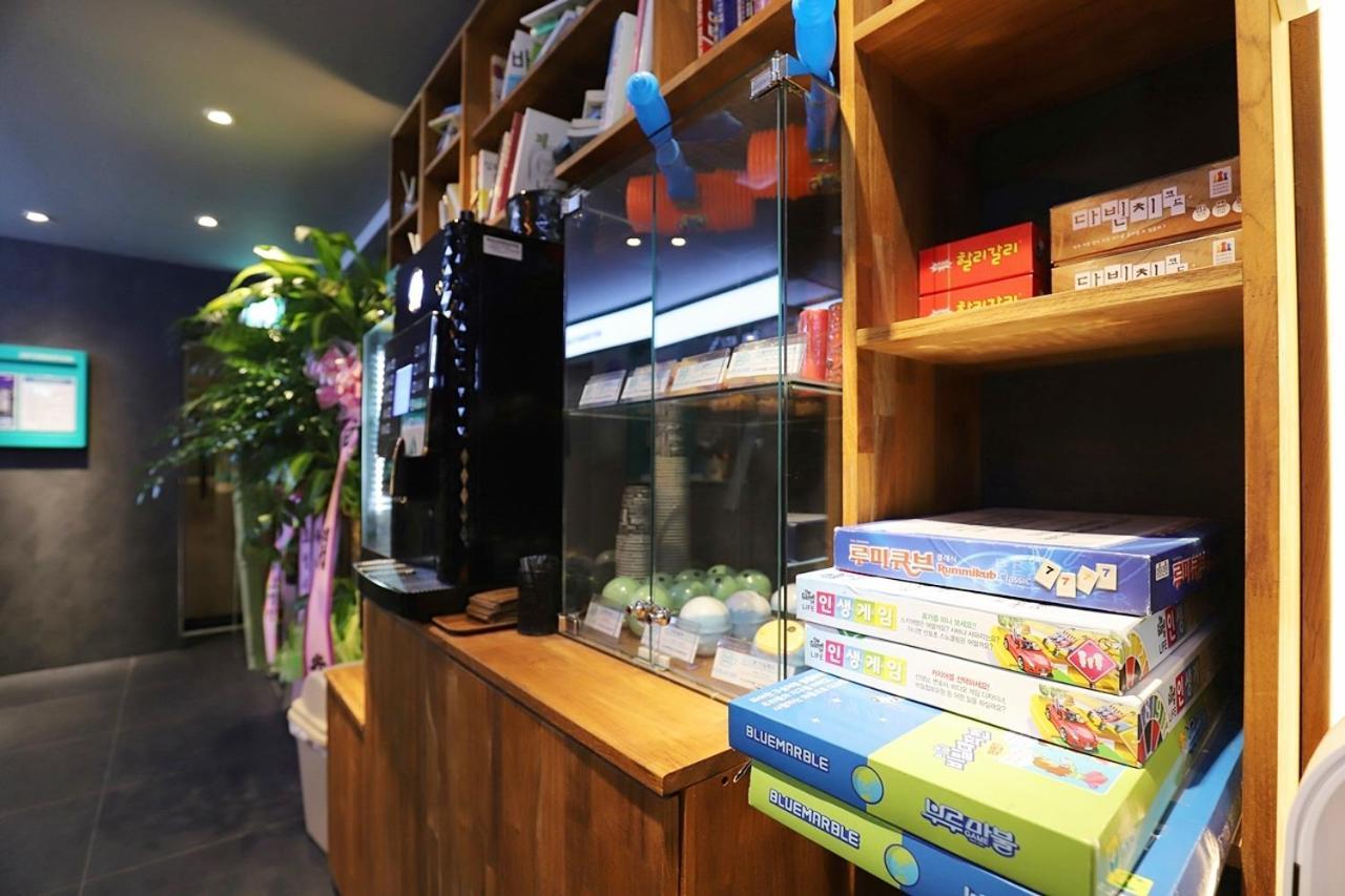 Hotel In Cafe Doksan Seoul Exterior photo
