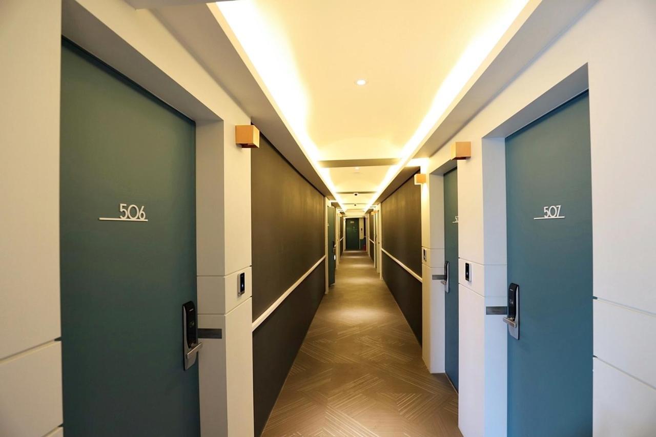 Hotel In Cafe Doksan Seoul Exterior photo